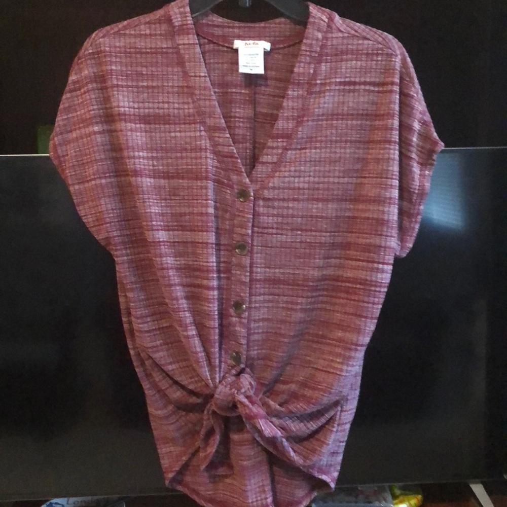 Short sleeve blouse